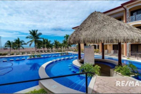 777J Beachfront Luxury Condo 3 BR/2.5BA Near SJO - Jaco Beach